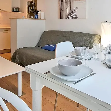 Awesome In With Kitchen Lägenhet *