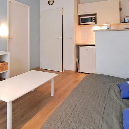 Awesome In With Kitchen Lägenhet *